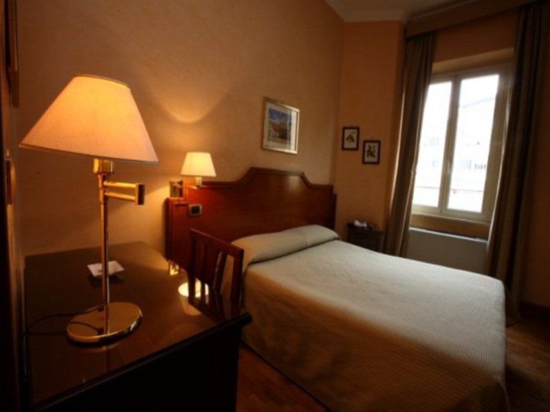 Hotel Kent Рим Экстерьер фото